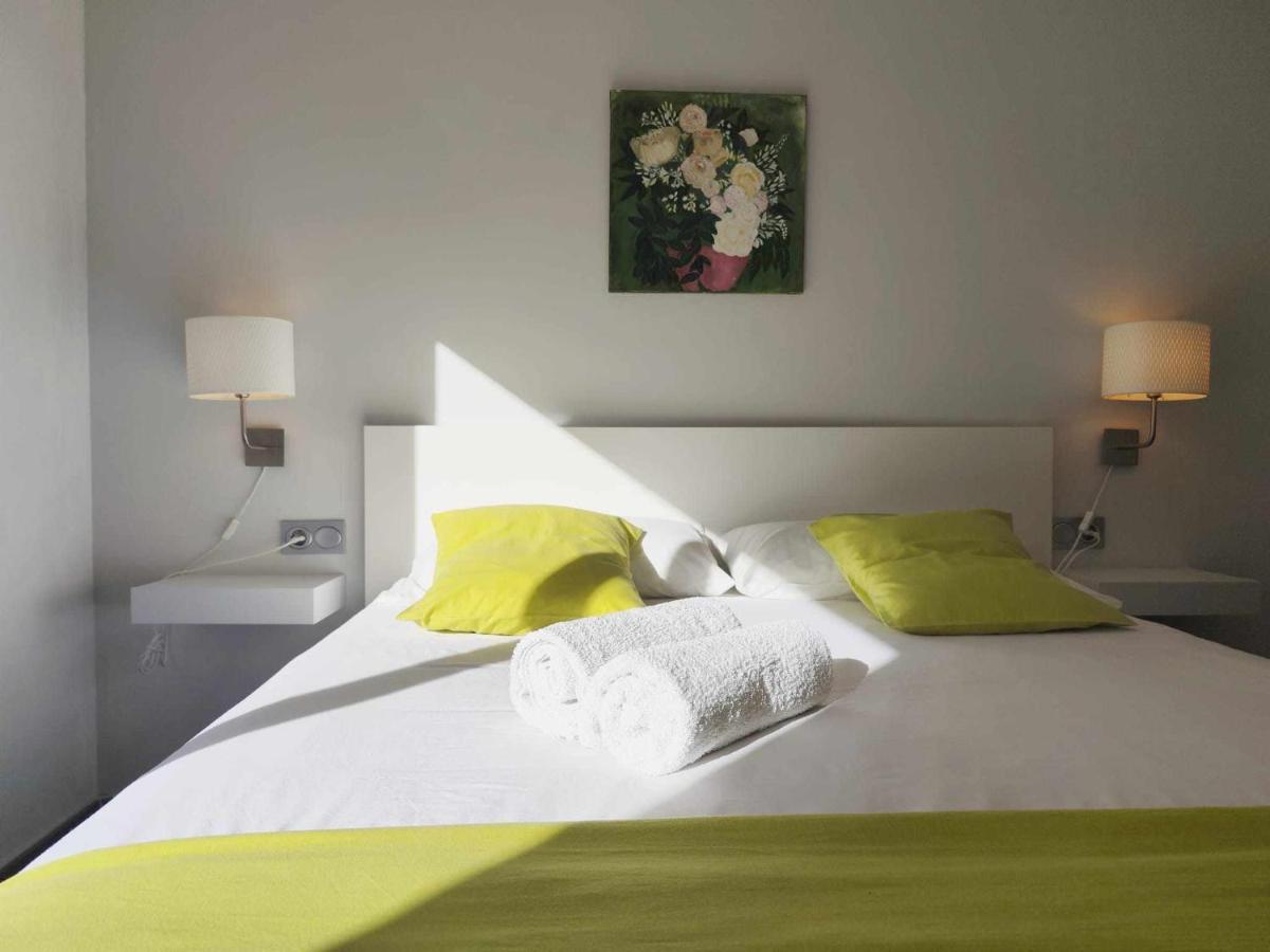 Mazi Apartments Nest 마타로 외부 사진